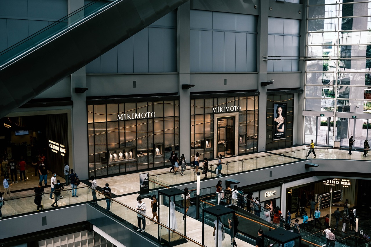 Lithium Concrete Hardener on a Shopping Mall Floor